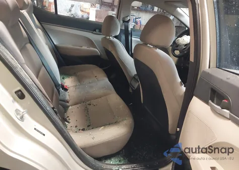 2017 Hyundai Elantra Se из США, поврежденный, VIN 5NPD74LF0HH151018